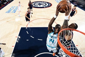 本来是一名可靠的蓝领中锋！结果快船就这样白白将他送到了黄蜂？