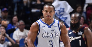 世界杯官方直播app手机版下载-贝恩轰进制胜三分 哈登：这就是比赛 他投进了那记高难度投篮|詹姆斯·哈登|克利夫兰骑士队|奥兰多魔术队|nba|洛杉矶快船队_新浪体育_新浪新闻